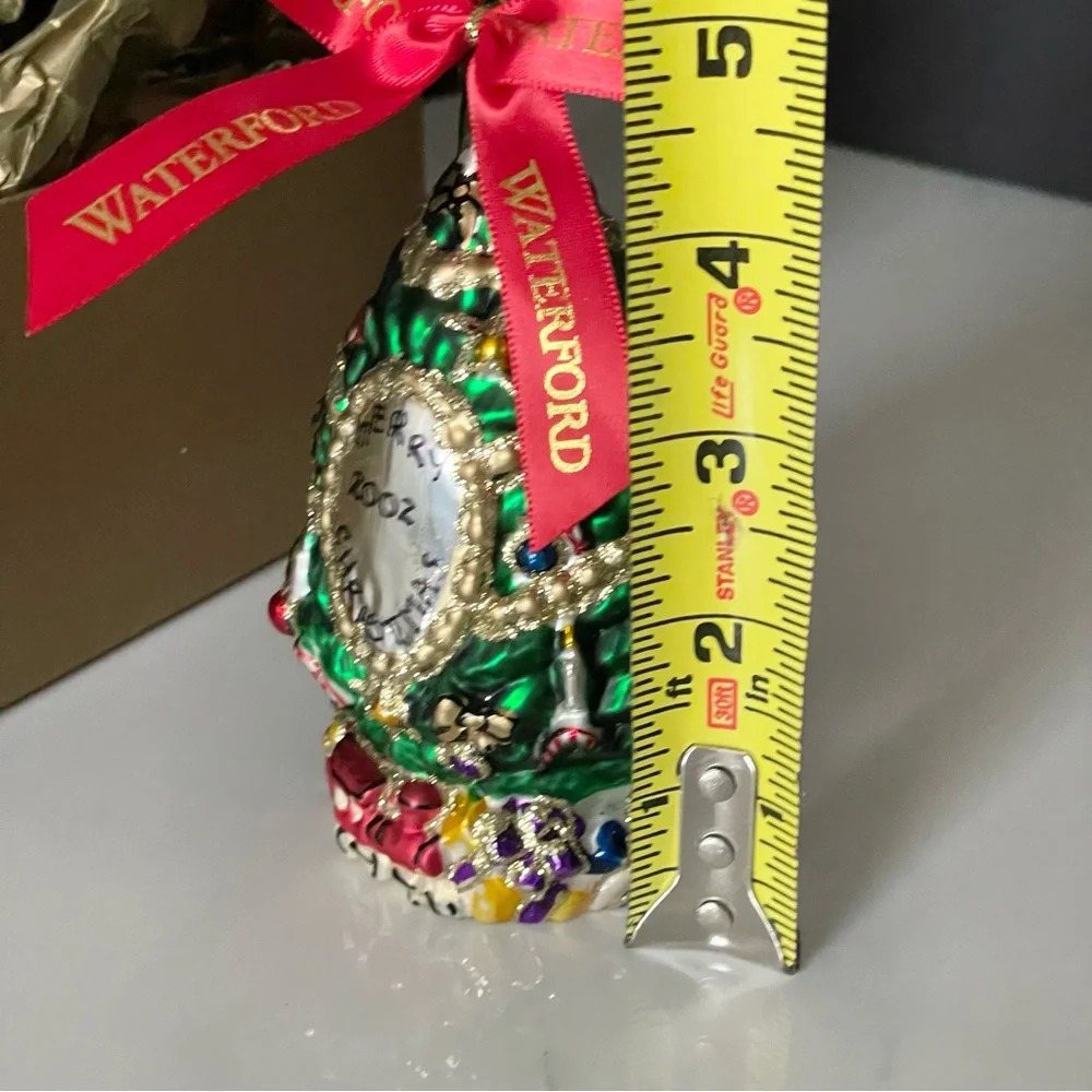 2002 O Christmas Tree Heriloom Ornament by Waterford (broken)